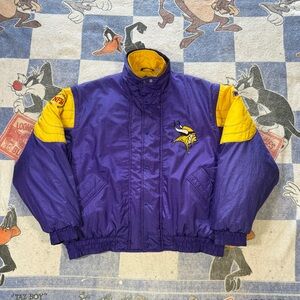 Vintage Minnesota Vikings puffer jacket